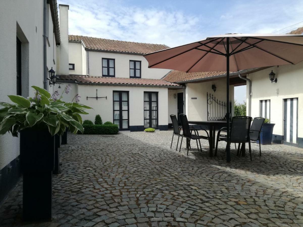 하셀트 Het Hemelsveld B&B 외부 사진