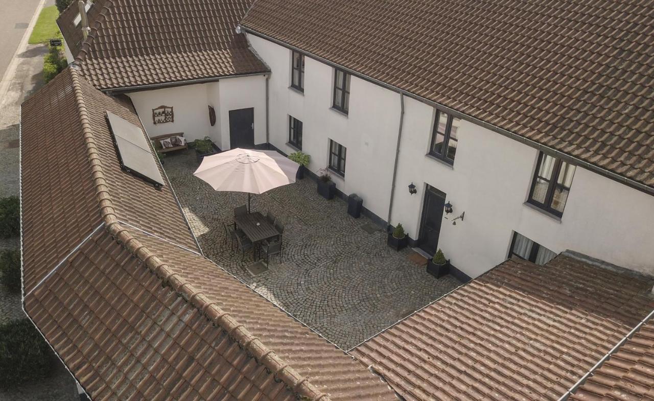 하셀트 Het Hemelsveld B&B 외부 사진